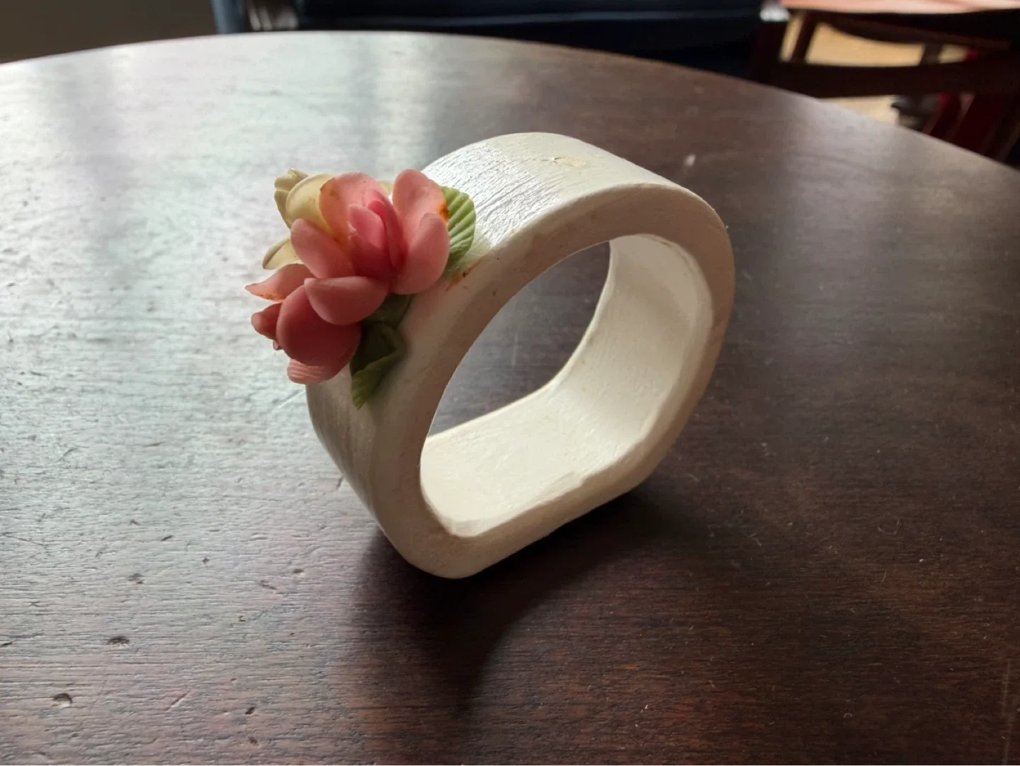 24 Handmade White Ceramic Napkin Ring with Pink Roses - photo 2