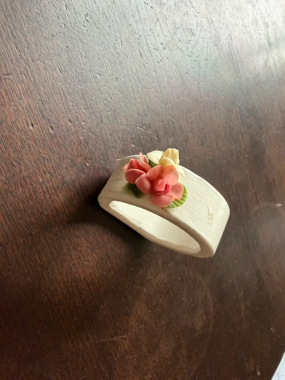 24 Handmade White Ceramic Napkin Ring with Pink Roses