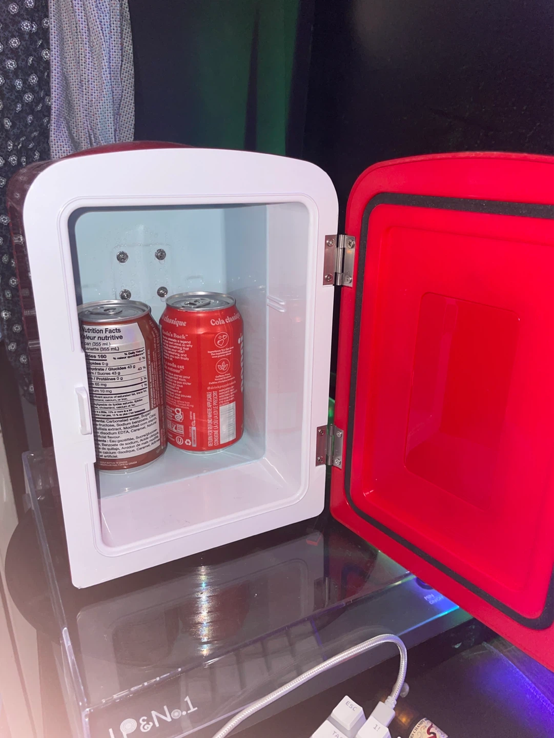 Coca-Cola Mini Fridge Collectable - photo 3