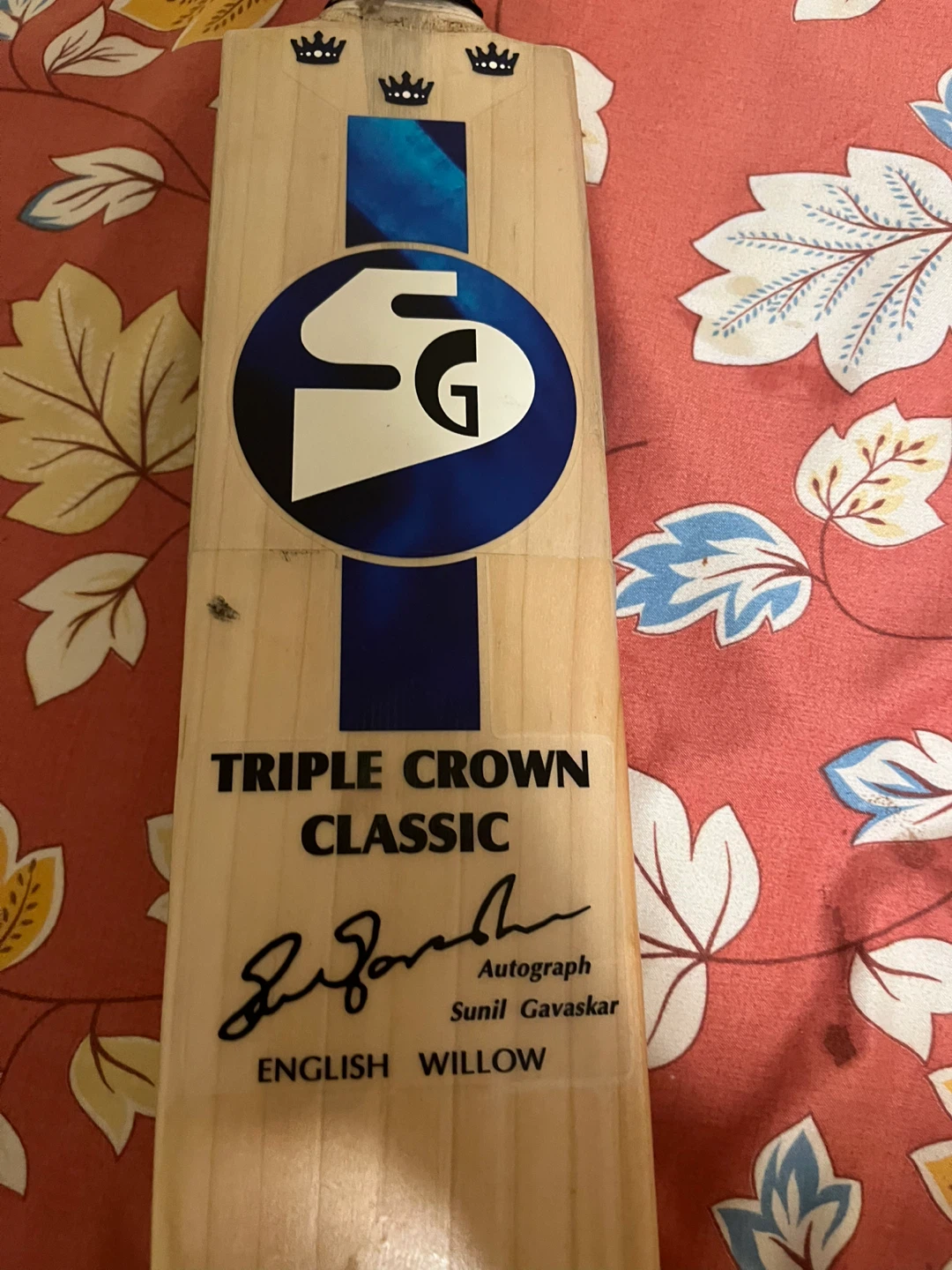 SG Triple Crown Classic English Willow Cricket Bat Autographed - photo 2