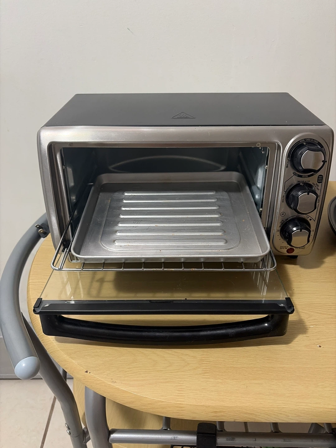 Hamilton Beach Toaster Oven - photo 2