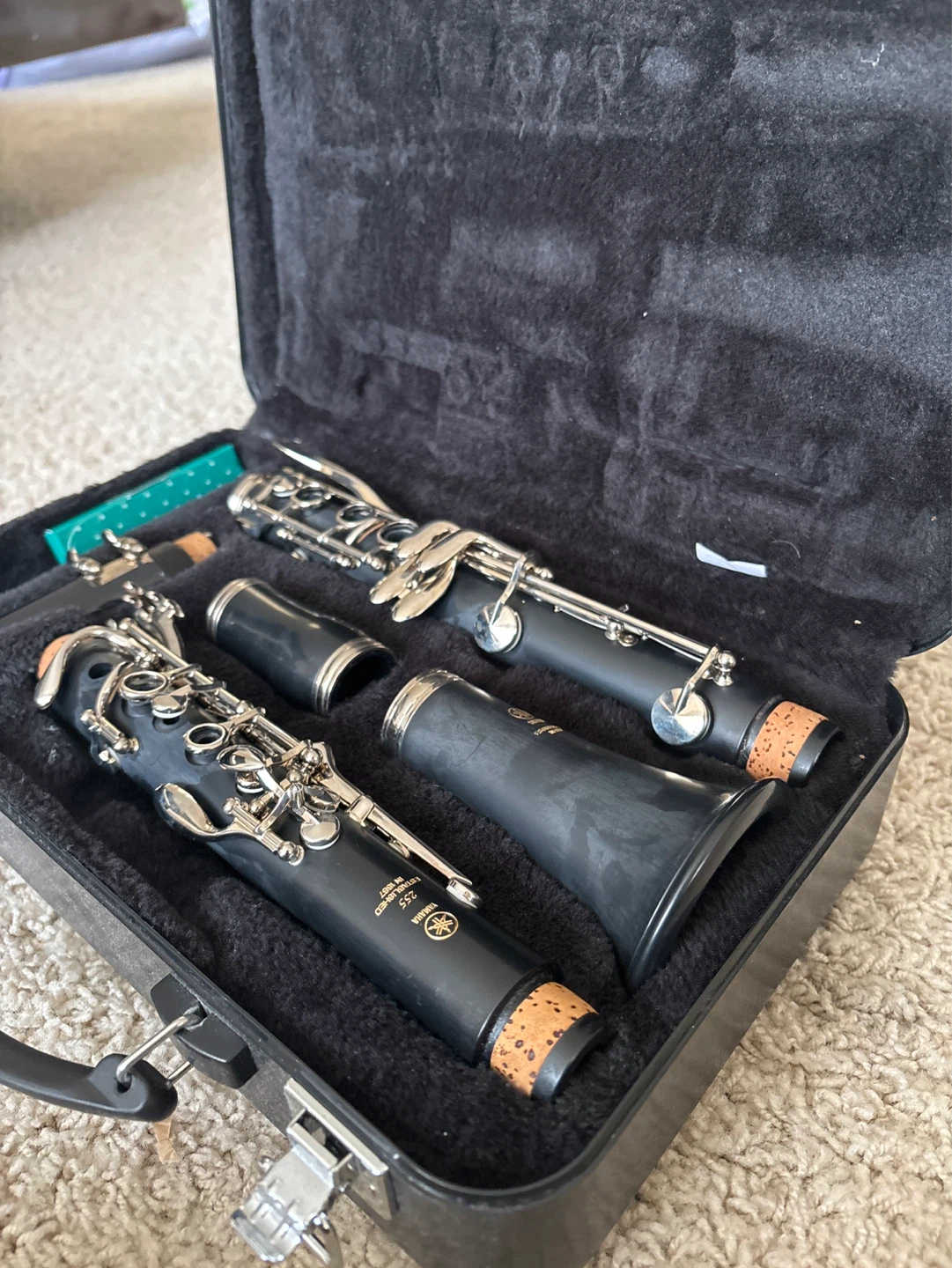 Yamaha Clarinet in Case - photo 4