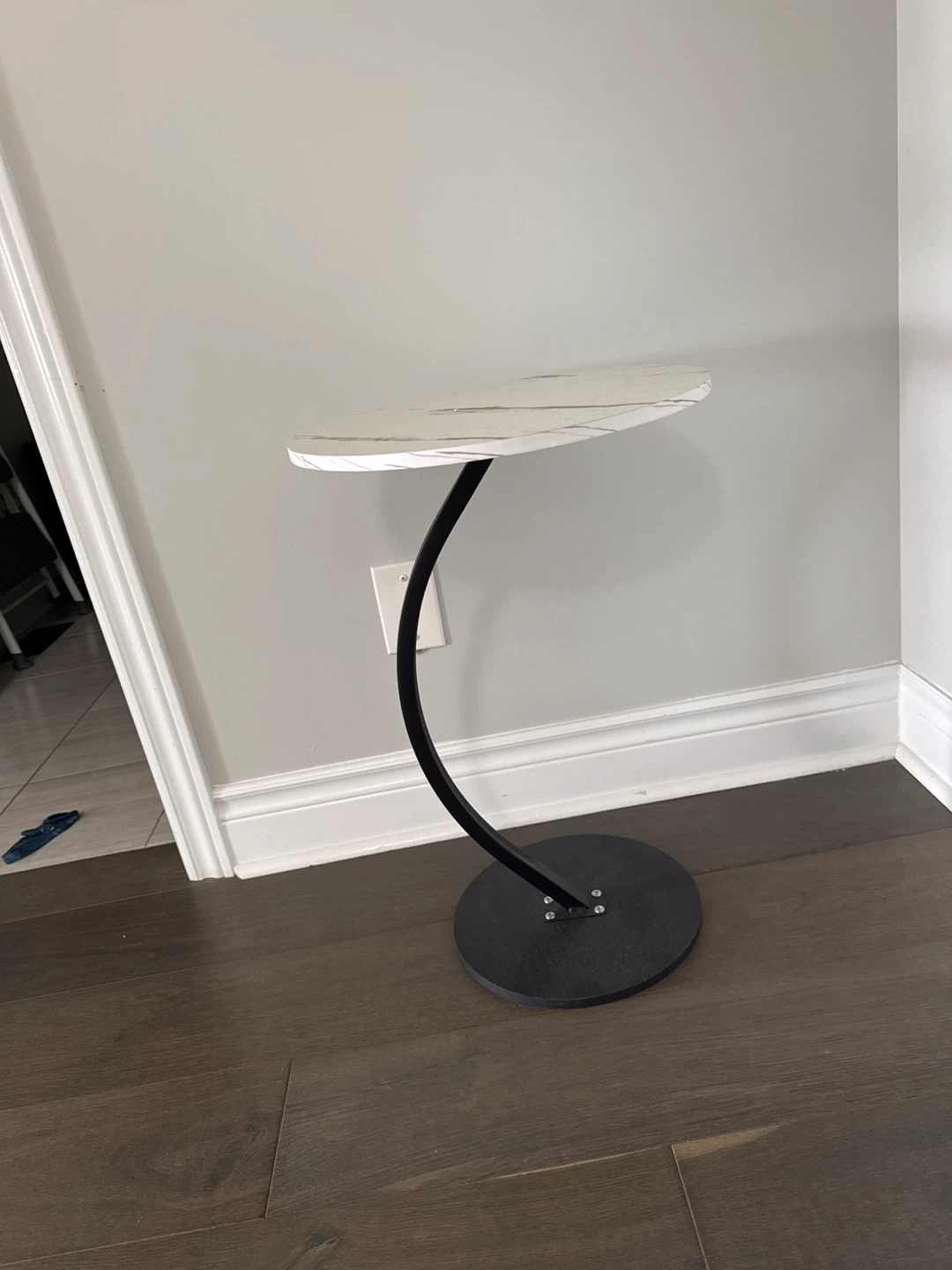 Round Marble Top Side Table with Black Metal Base