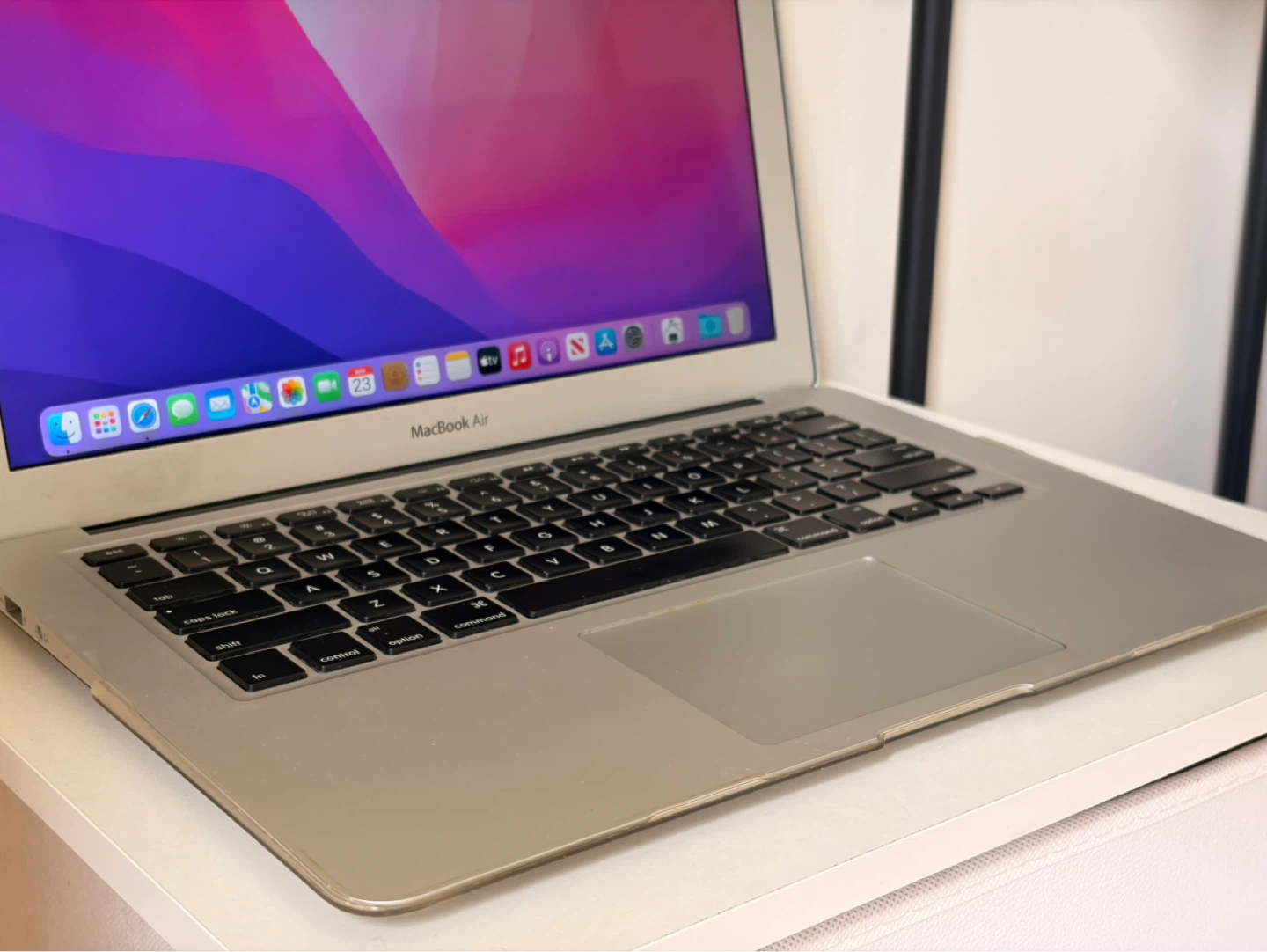 Apple MacBook Air (13-inch, Mid 2014, i5) - photo 3