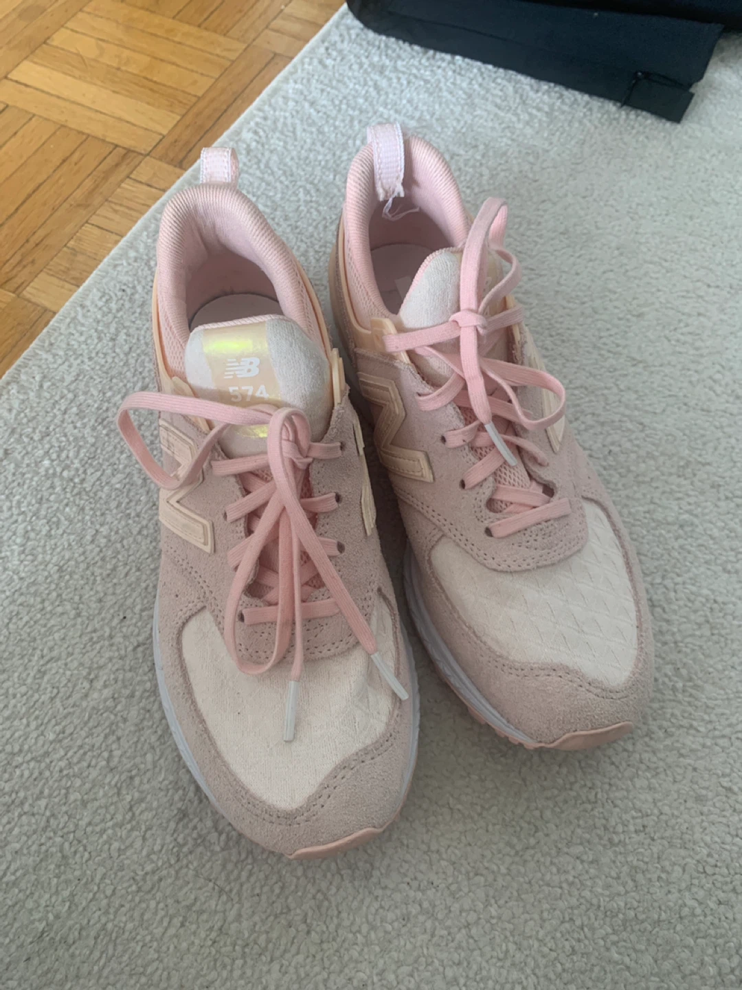 New Balance 574 Pink Sneakers