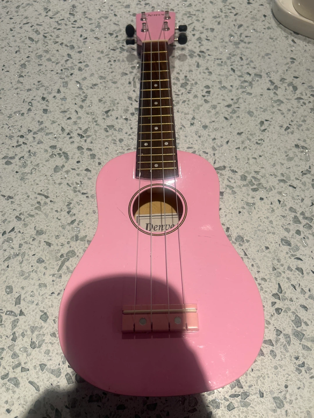 Denver Pink Ukulele with Case - photo 2