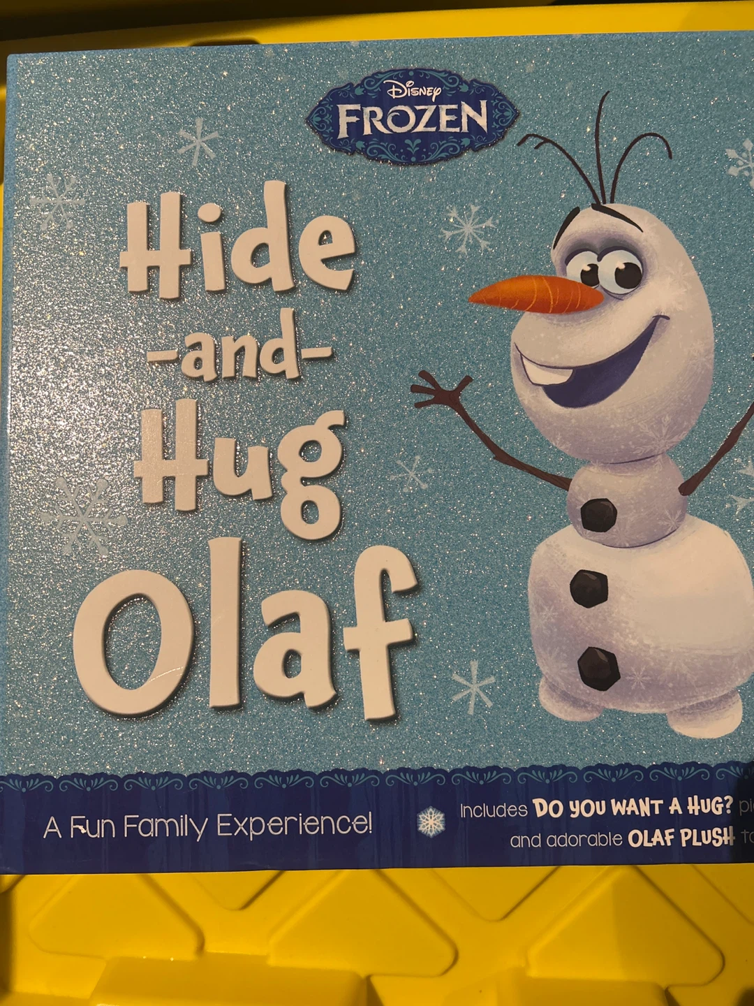 Disney Frozen Hide-and-Hug Olaf Plush Book Set