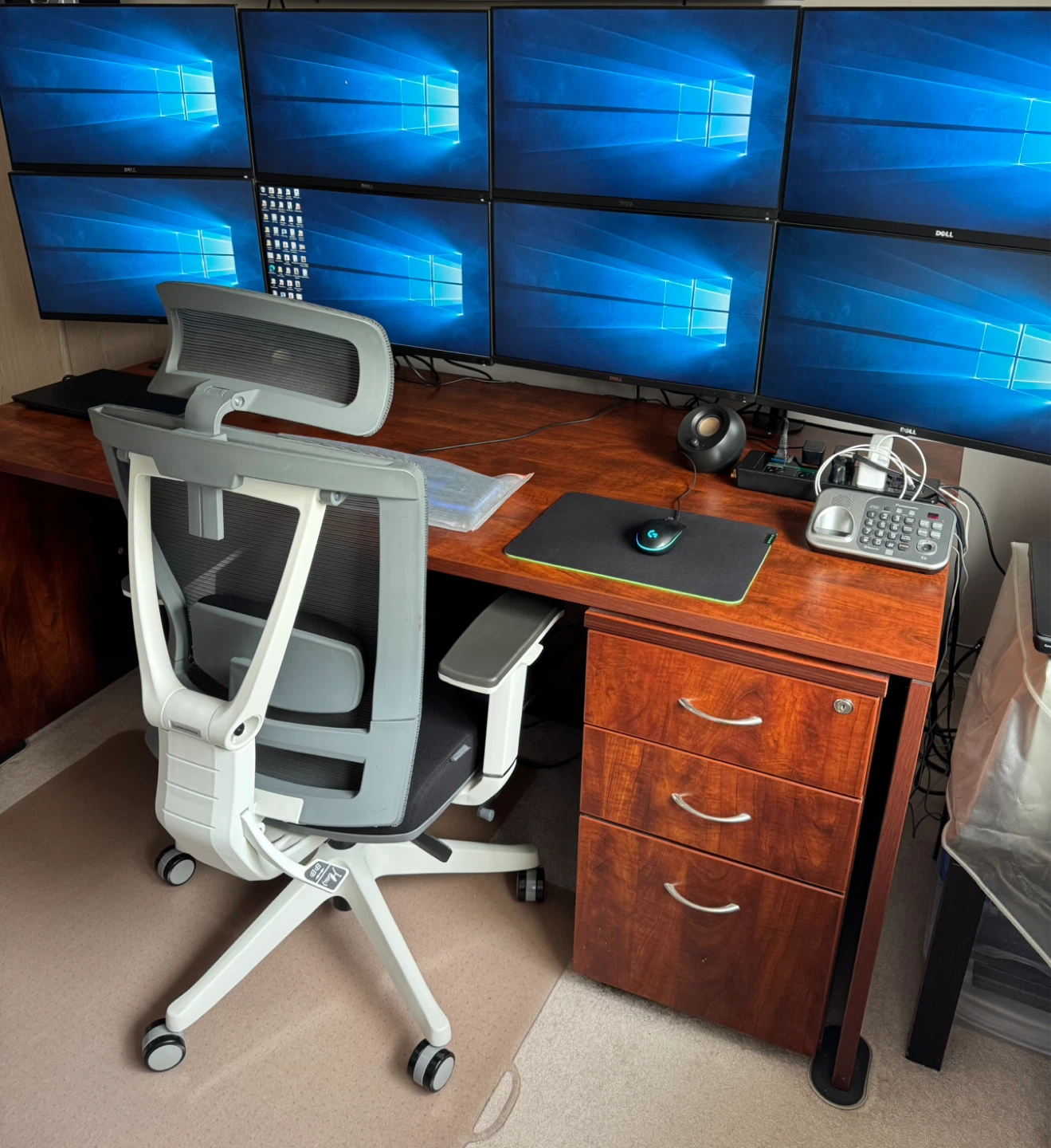 Trading Setup 8-Monitor Dell