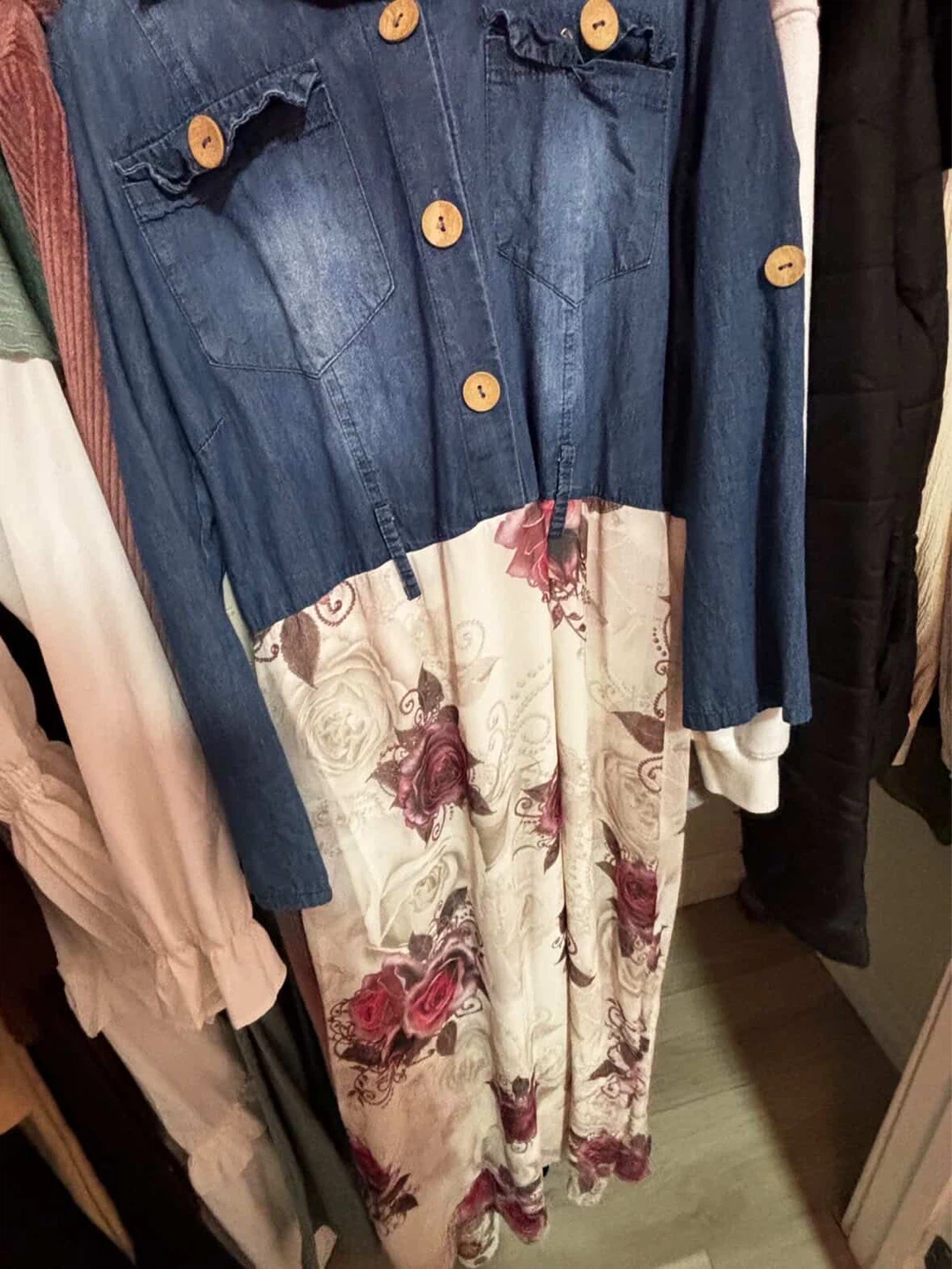 Women's Floral Denim Dress everything together - photo 3