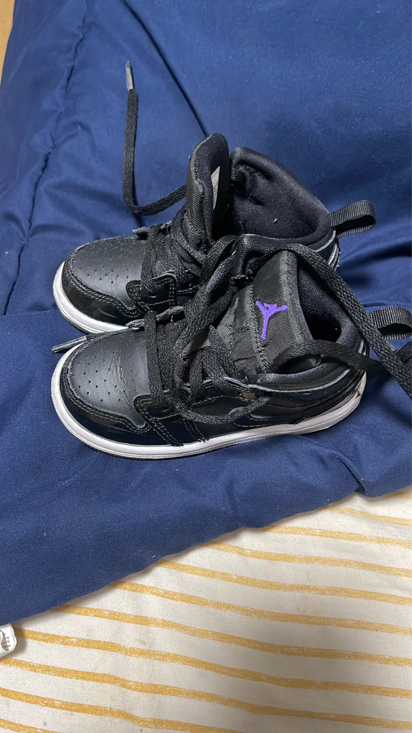 Toddler Jordan 1 High Black/Purple Sneakers - photo 4