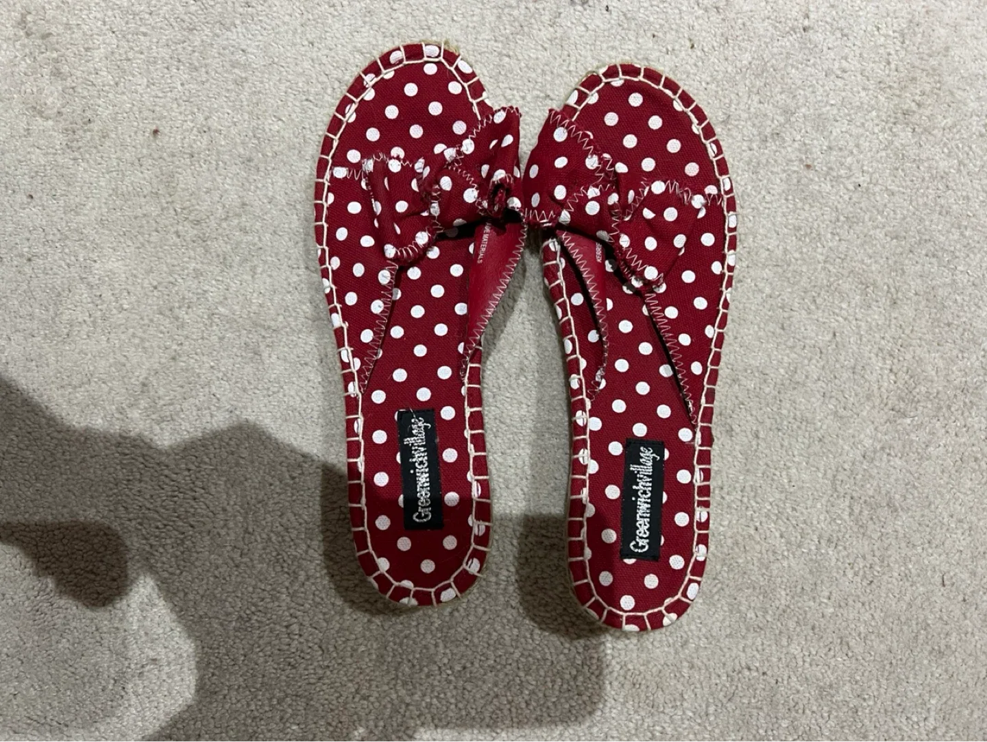 Greenwich Village Red Polka Dot Wedge Espadrille Sandals Size 8 - photo 2