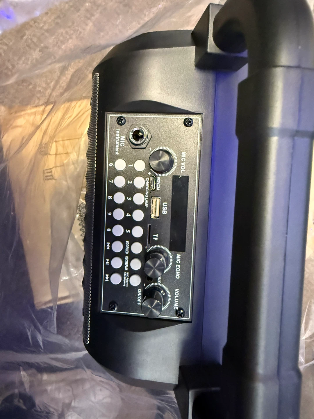 Portable Speaker T18-T with 2 Microphones - photo 4