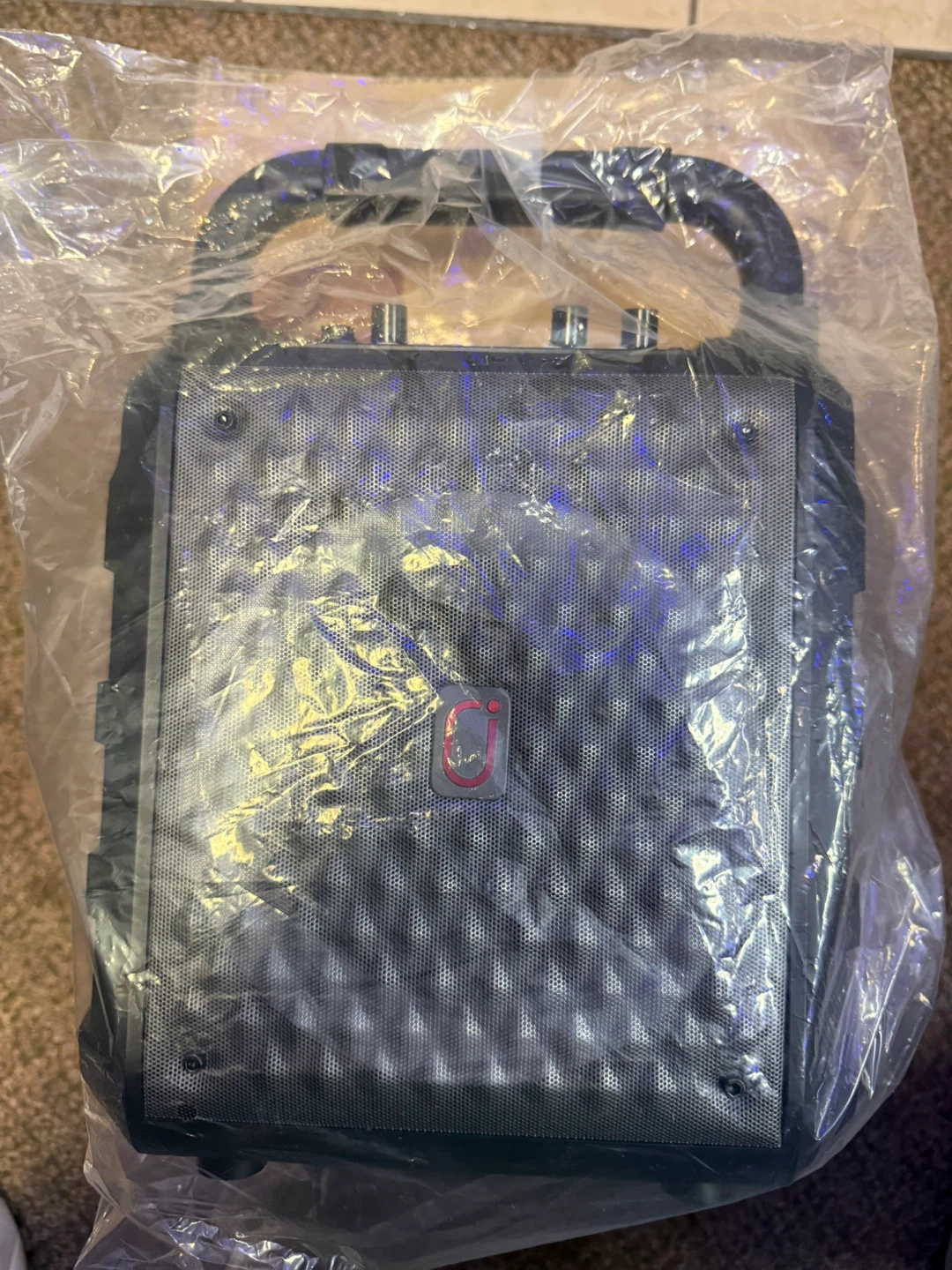 Portable Speaker T18-T with 2 Microphones - photo 5