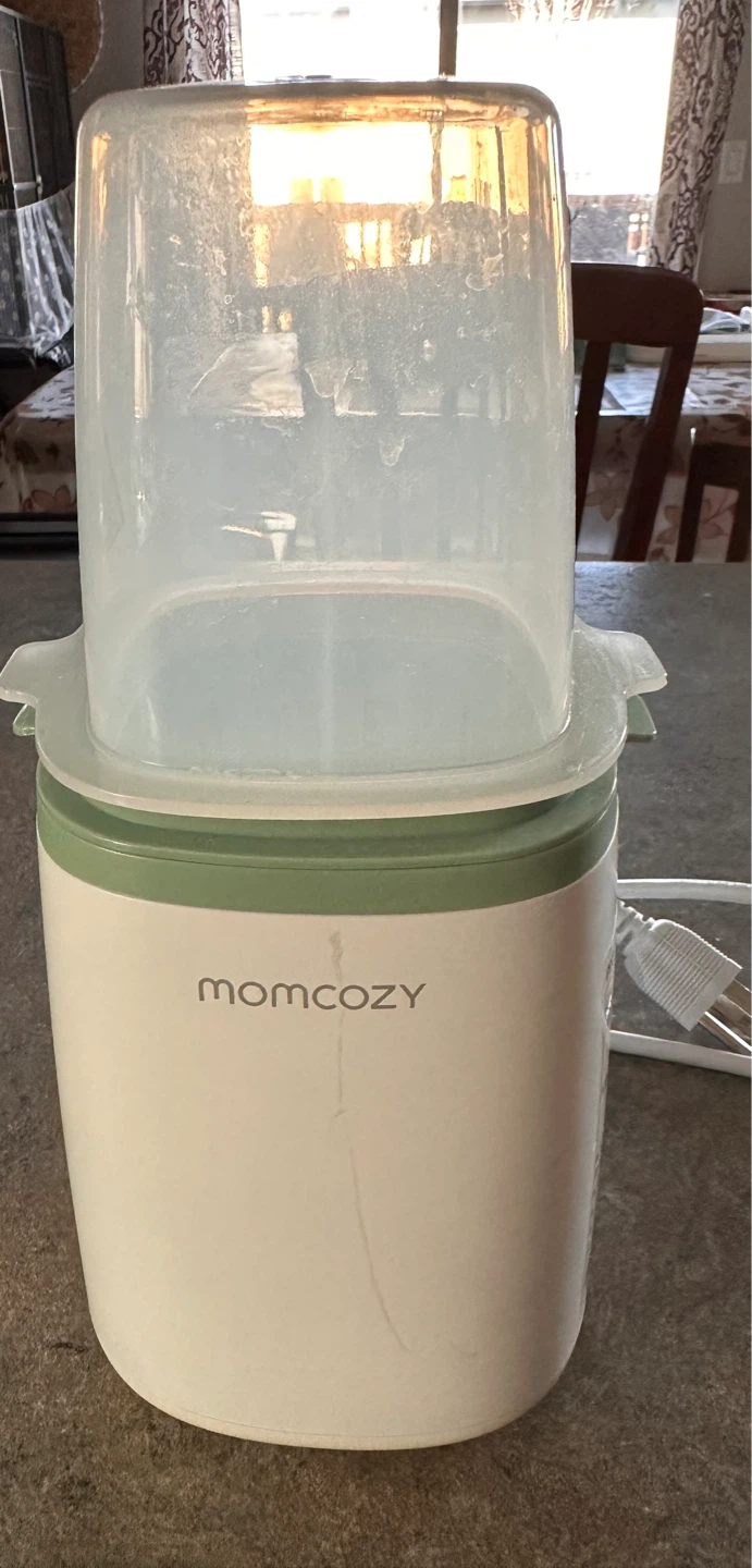 Momcozy bottle warmer