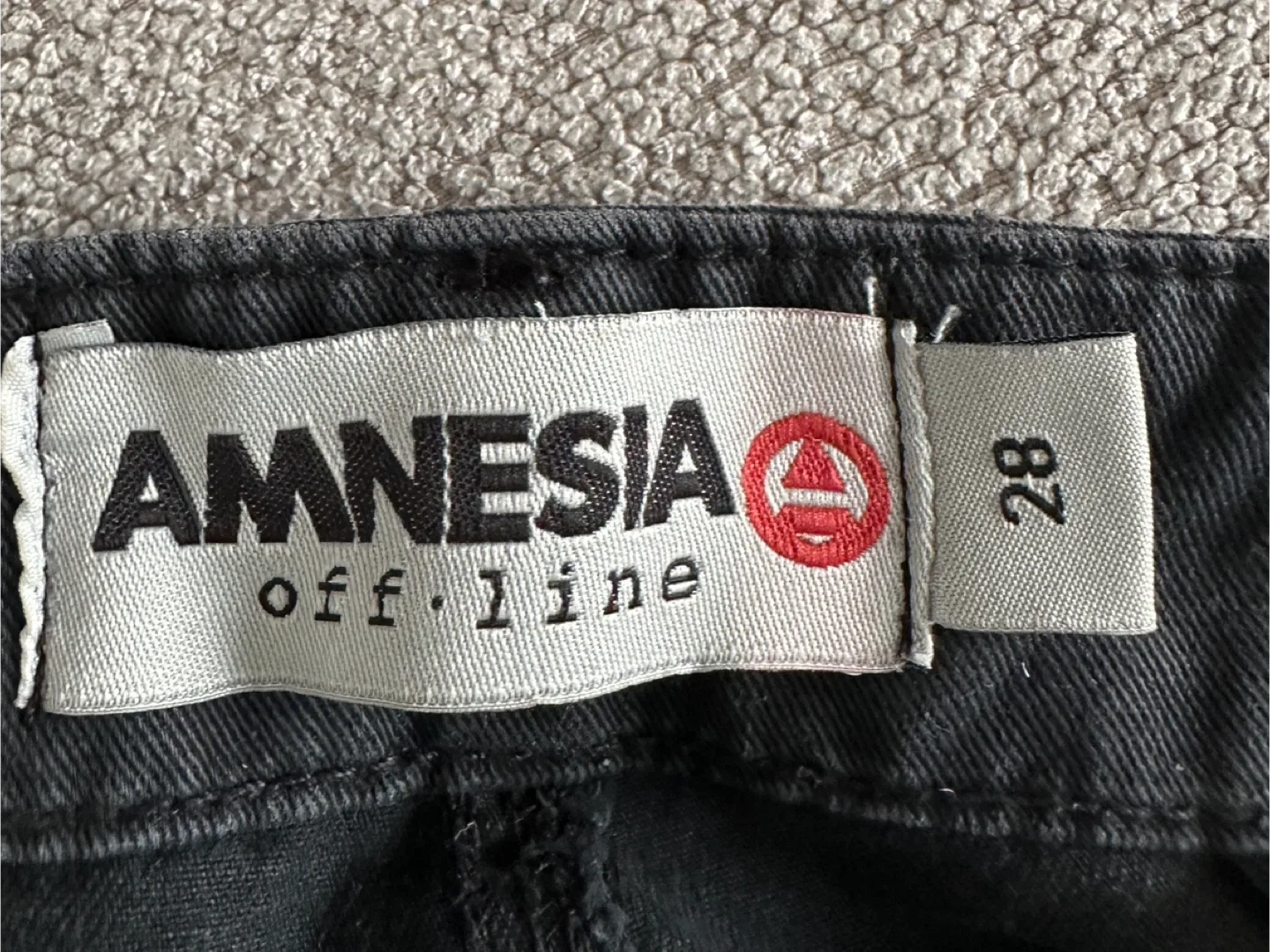 Amnesia Off-Line Cargo Pants Size 28 - photo 2