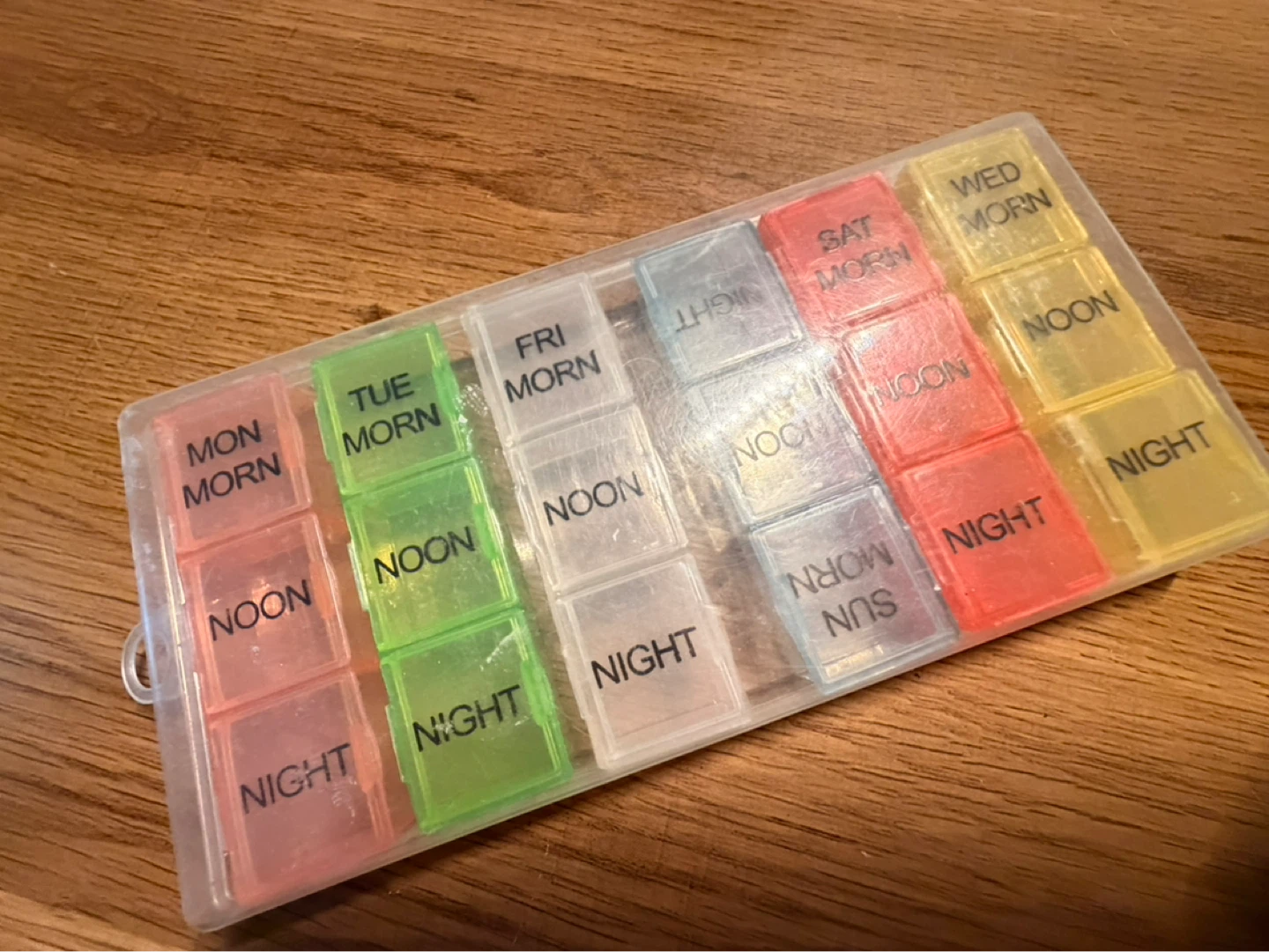 7-Day Pill Organizer Case - photo 4