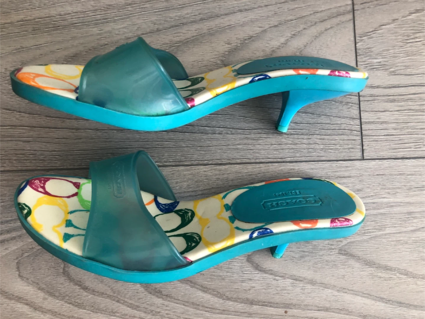 Super Cute Coach Slip-On Sandals. Size 9 - photo 5