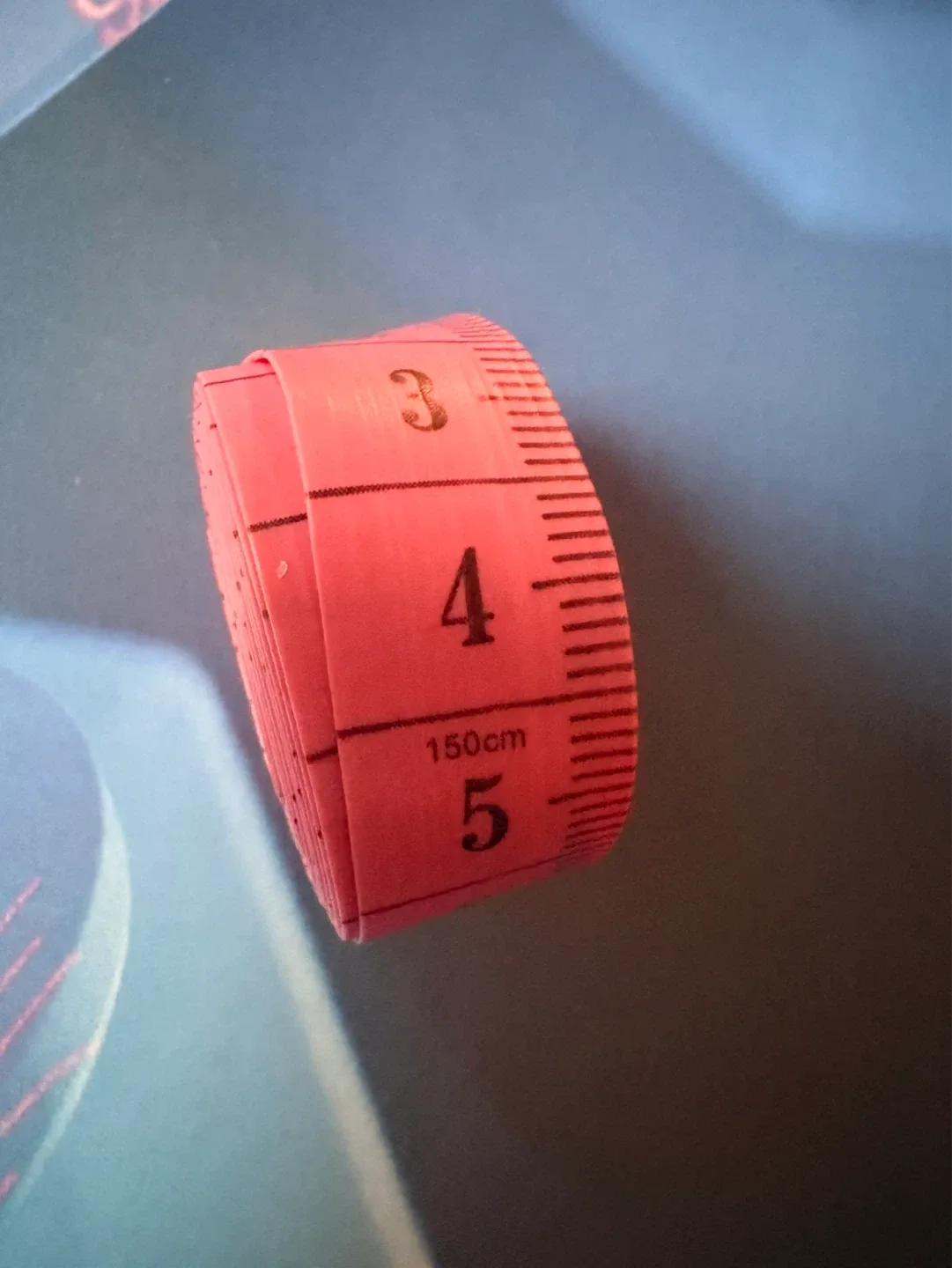 Red Measuring Tape - 150cm / 60in - photo 3