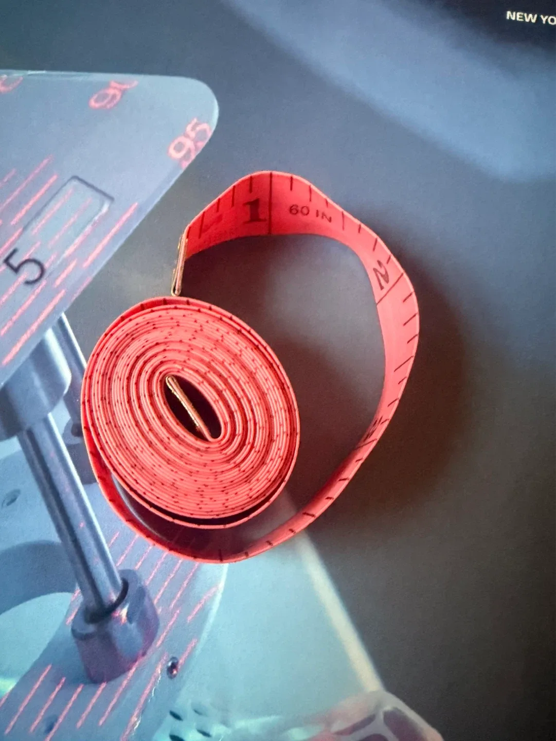 Red Measuring Tape - 150cm / 60in - photo 4