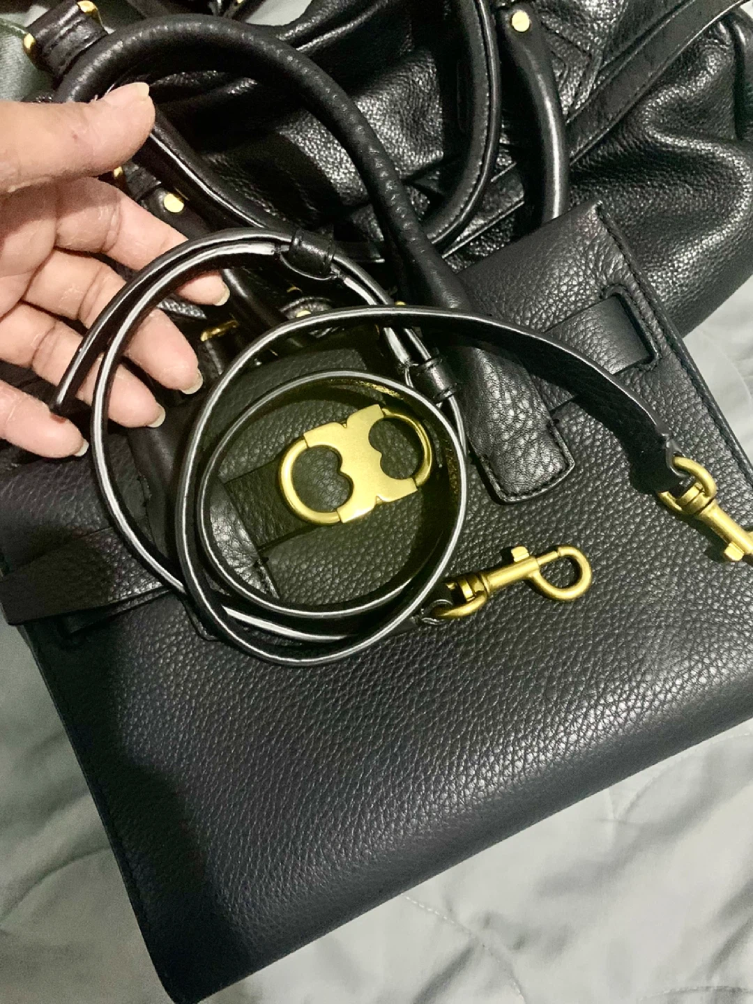 Black Leather Handbag with Gold Clasp - photo 2