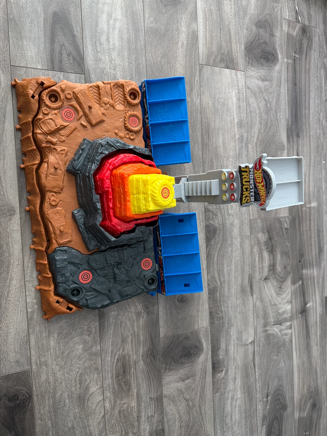 Hot Wheels Monster Trucks Volcano Arena Playset