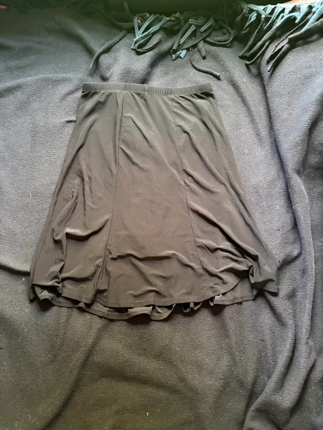 b-Slim Black Skirt with Shape Wear