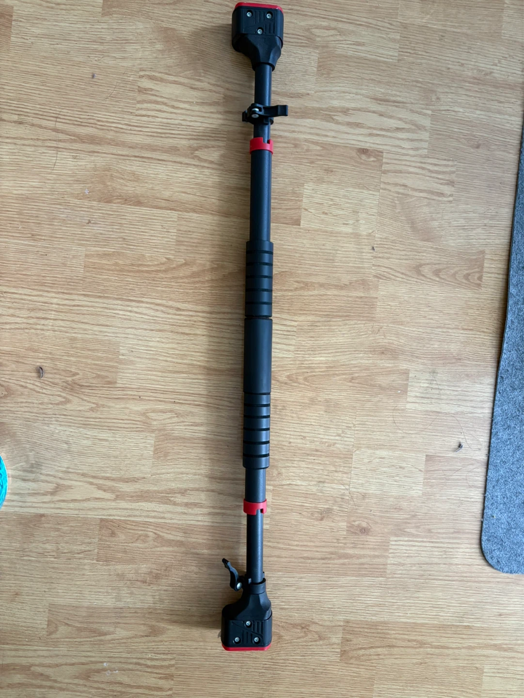Doorway Pull-Up Bar