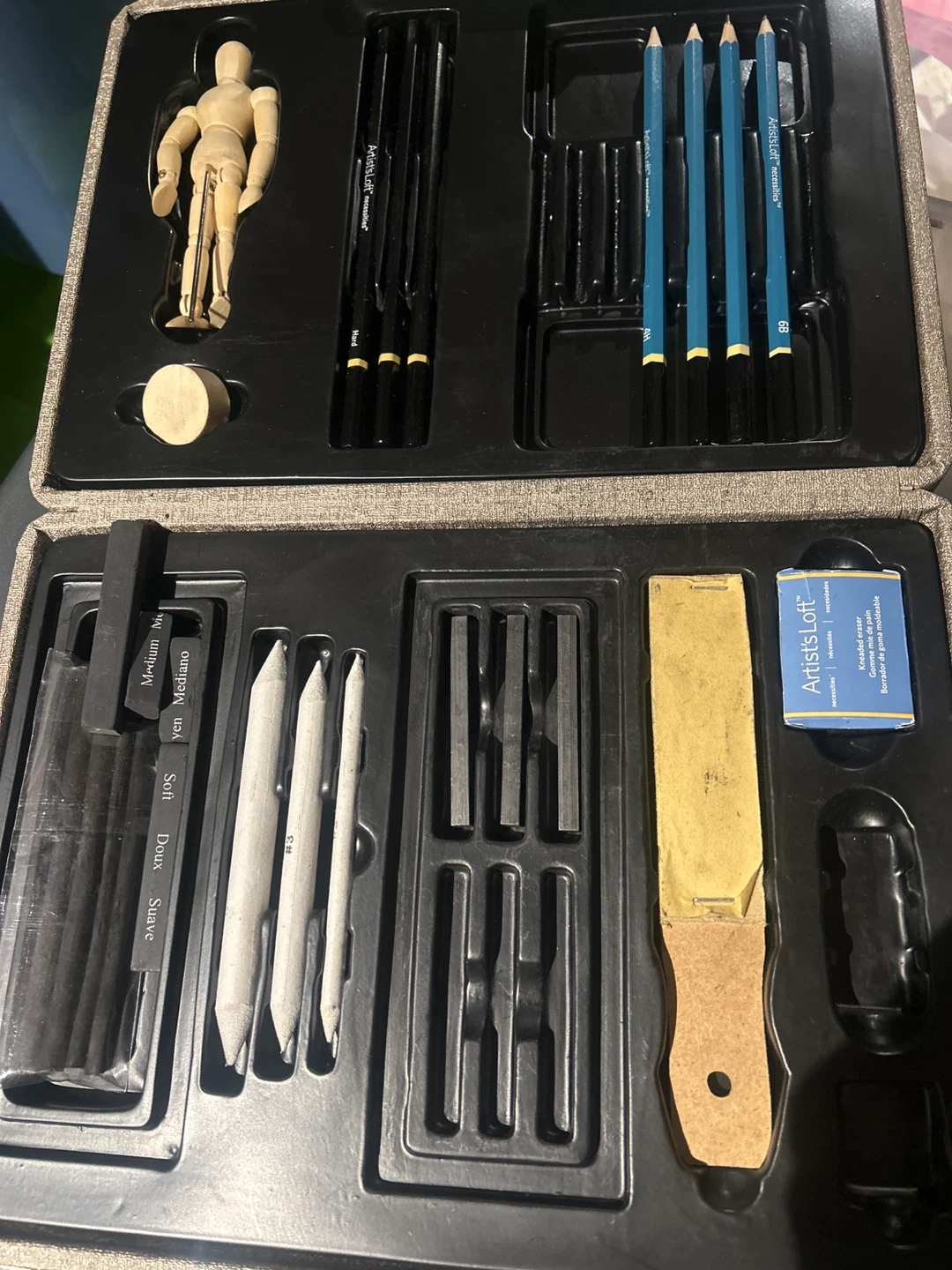 Artist's Loft Drawing & Sketching Art Set