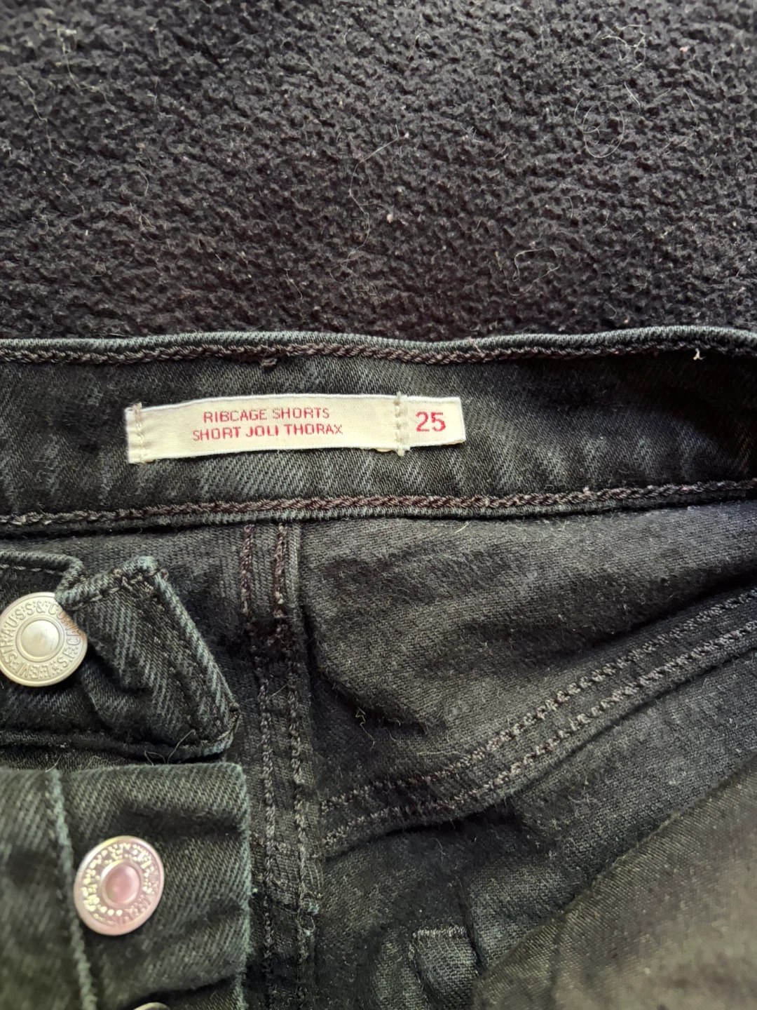 Levi's Ribcage Shorts Size 25 Black - photo 3