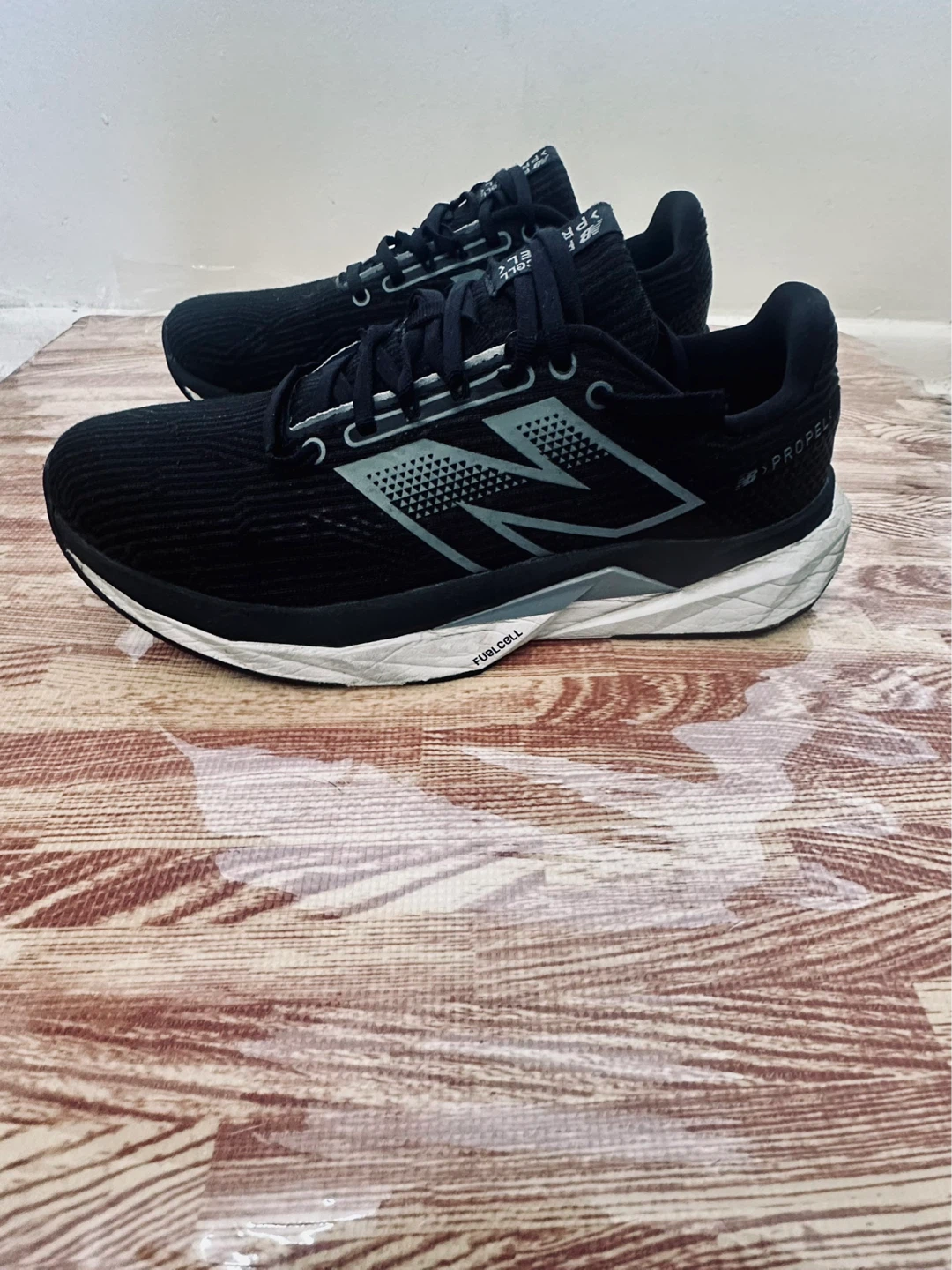 New Balance FuelCell Propel Men's Running Shoes - Black - Size 9 - photo 3