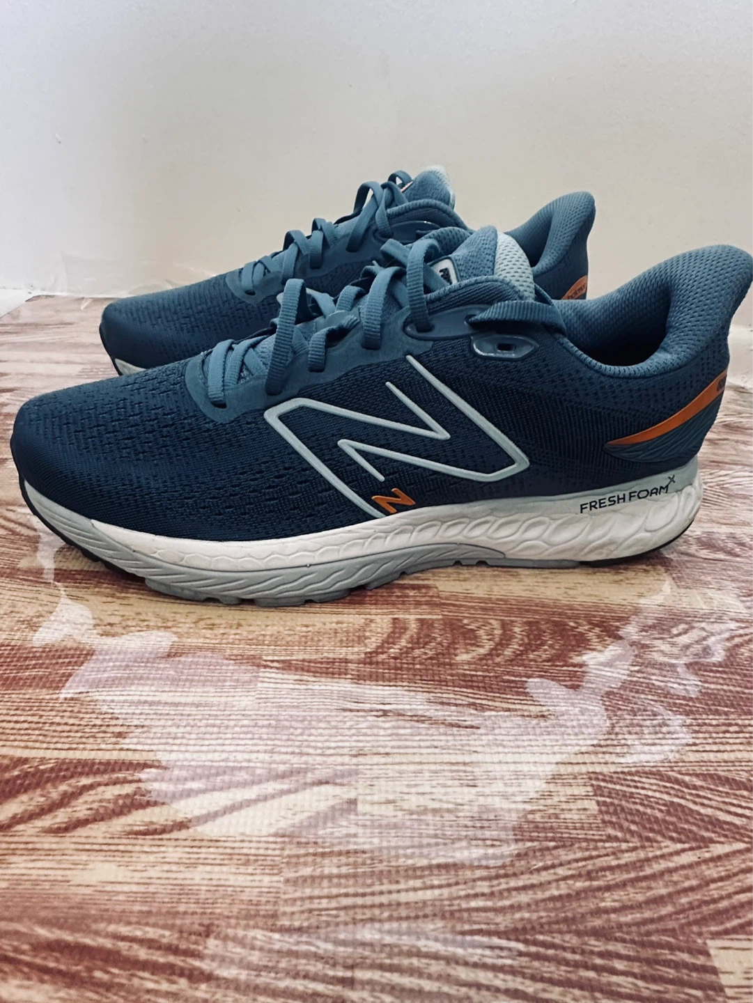 New Balance Fresh Foam 880v12 Running Shoes - Men's Size 11.5