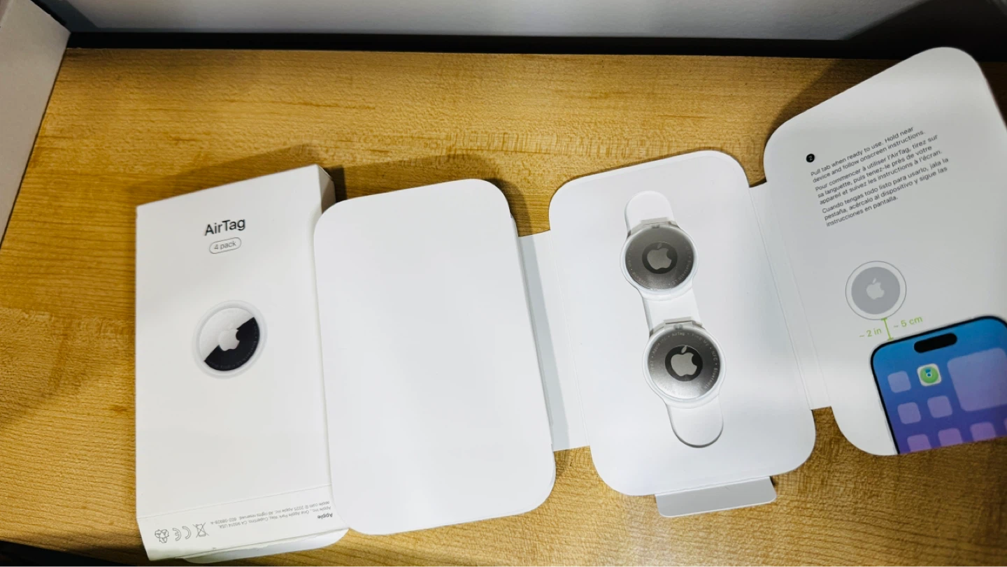 NEW!! Apple AirTag Generation 1 - photo 4