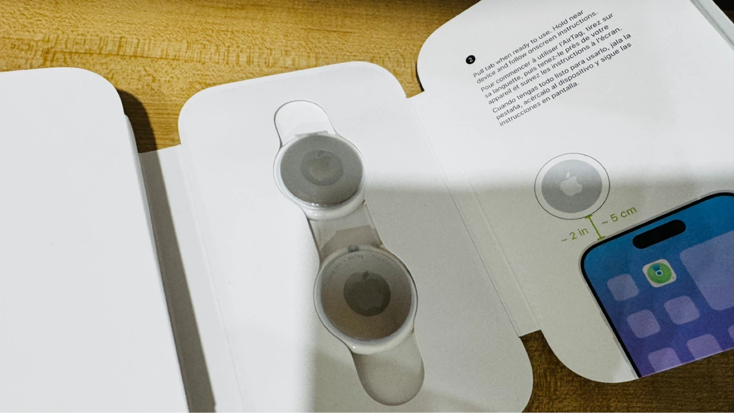 NEW!! Apple AirTag Generation 1 - photo 2
