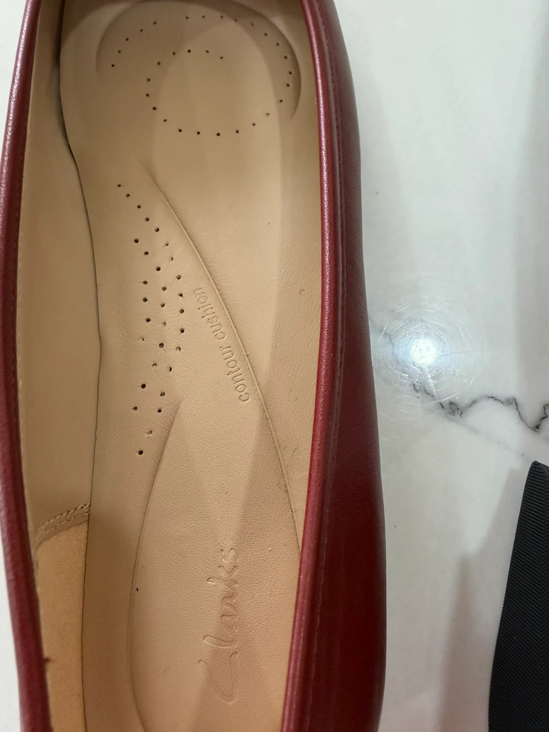 Clarks Women's Burgundy Leather Ballet Flats - US 10M - photo 4