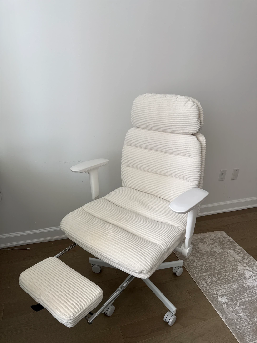 Cream Corduroy Office Chair with Footrest - photo 3