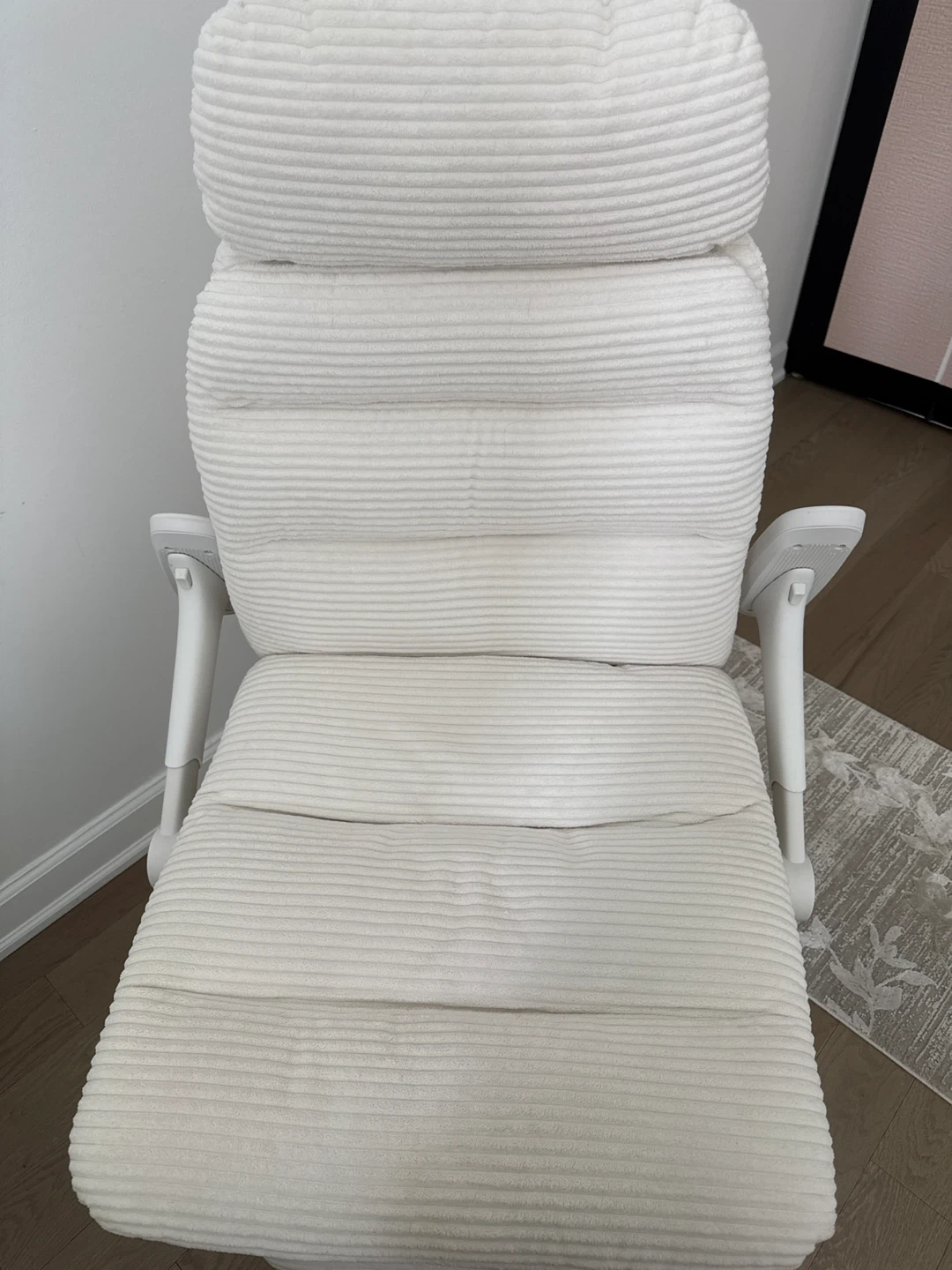 Cream Corduroy Office Chair with Footrest - photo 4
