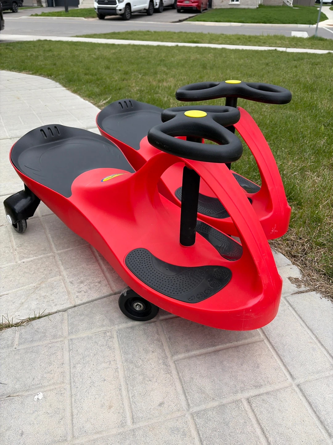 2 Red Ride-On plasmacar The origin- 1 for 25$ 2 for 40$ - photo 3