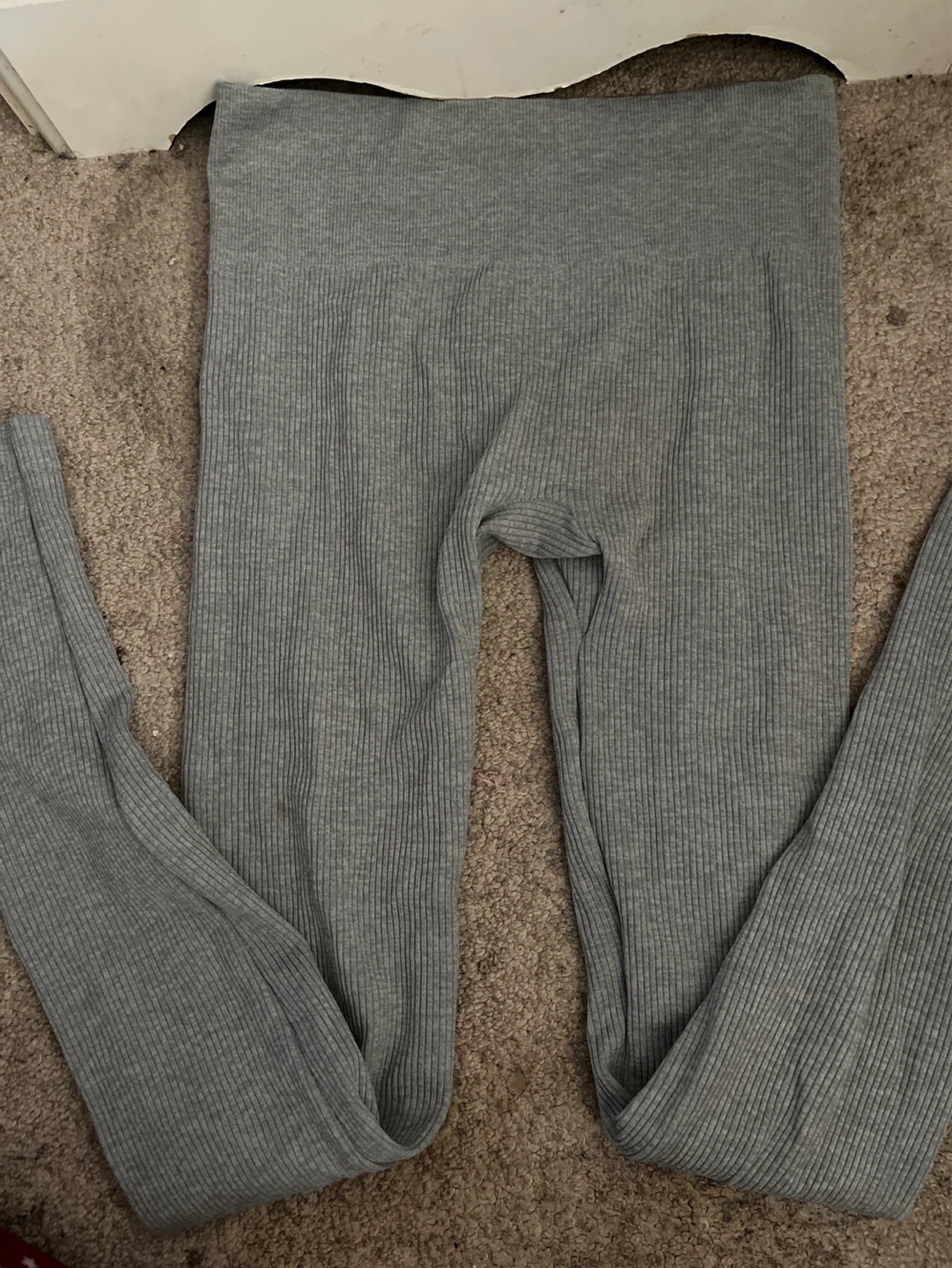 Gray workout leggings