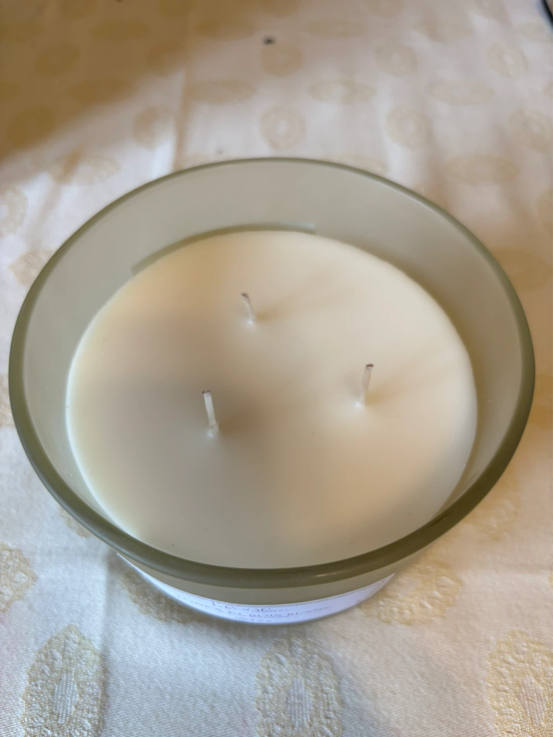 Life at Home Tonka & White Woods Scented Candle 397g - photo 2
