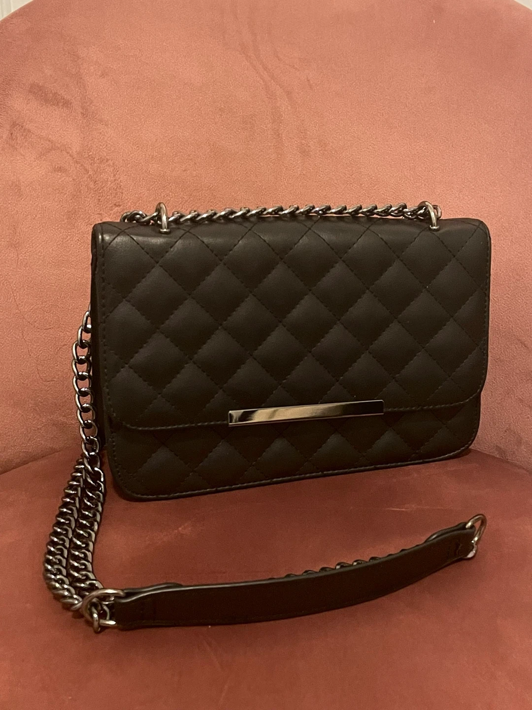 Black Quilted Chain Shoulder Bag