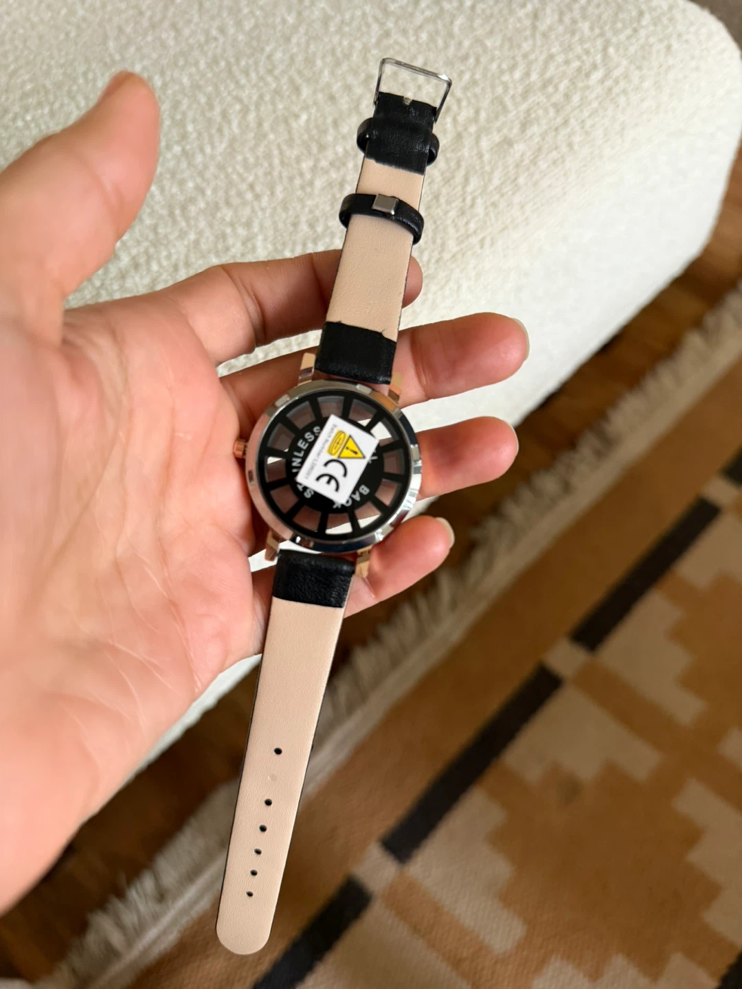 Women's Quartz Watch - Black Leather Band - photo 2