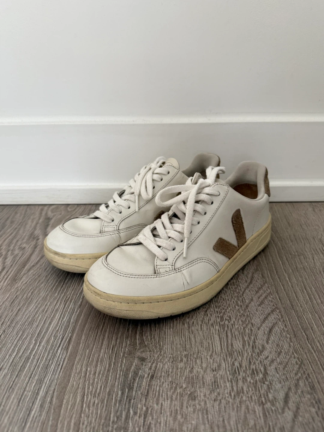 Veja V-12 Sneakers - White/Brown - photo 2