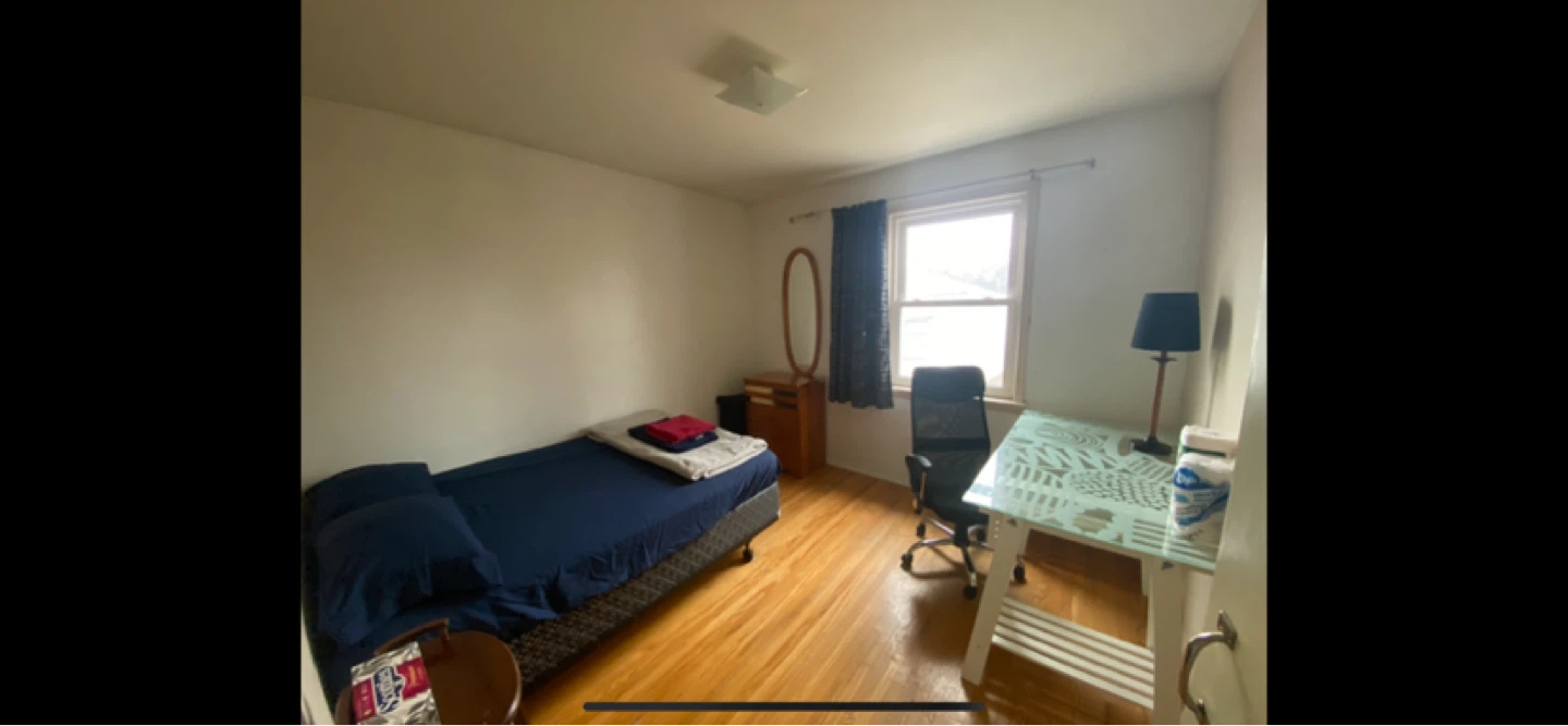 Private Bedroom with Double Bed