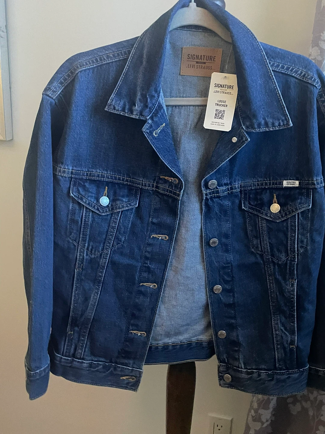 Levi Strauss Signature Gold Loose Trucker Denim Jacket