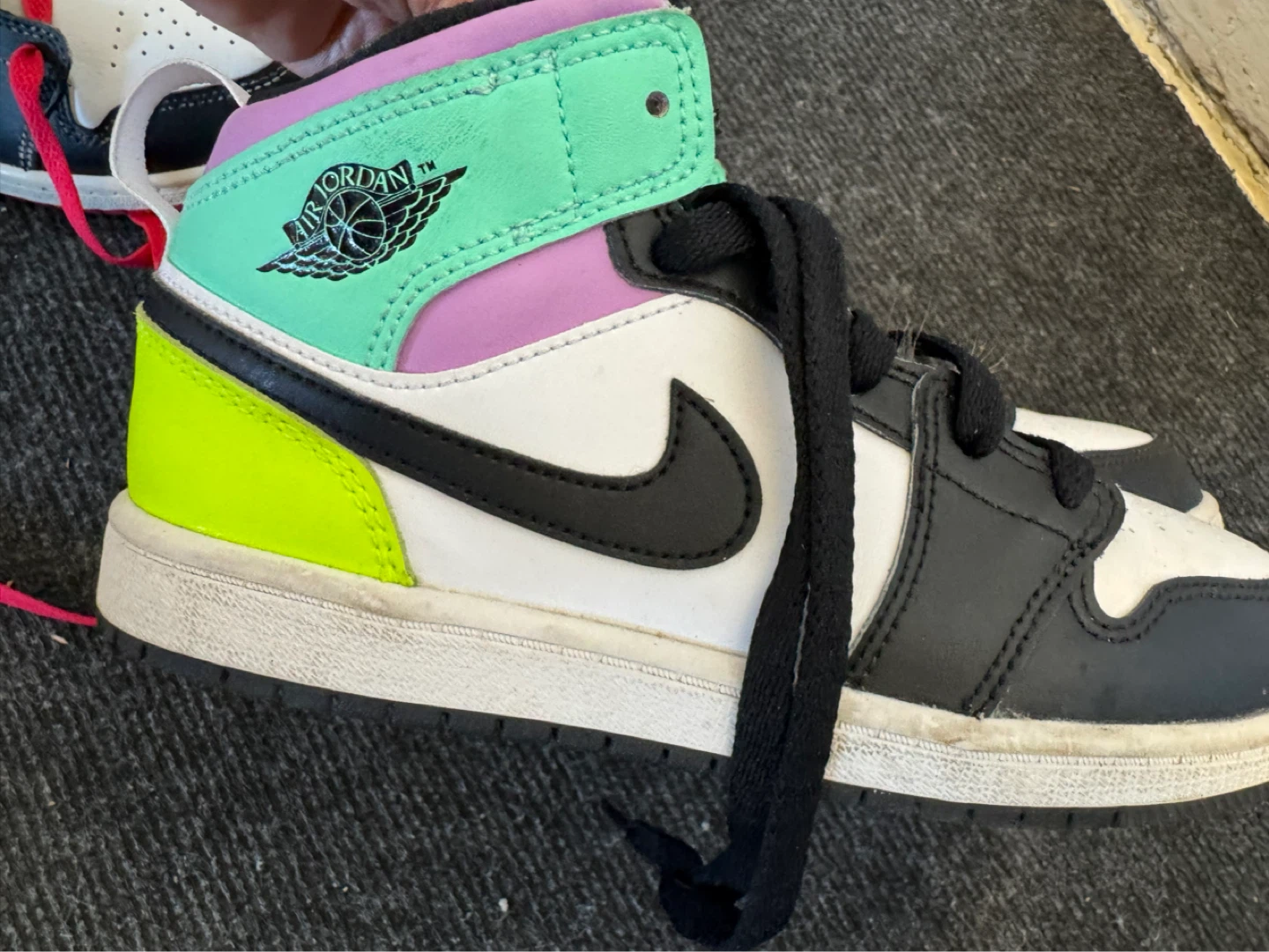 Jordan 1 Mid TD "Arctic Punch" Sneakers - photo 3