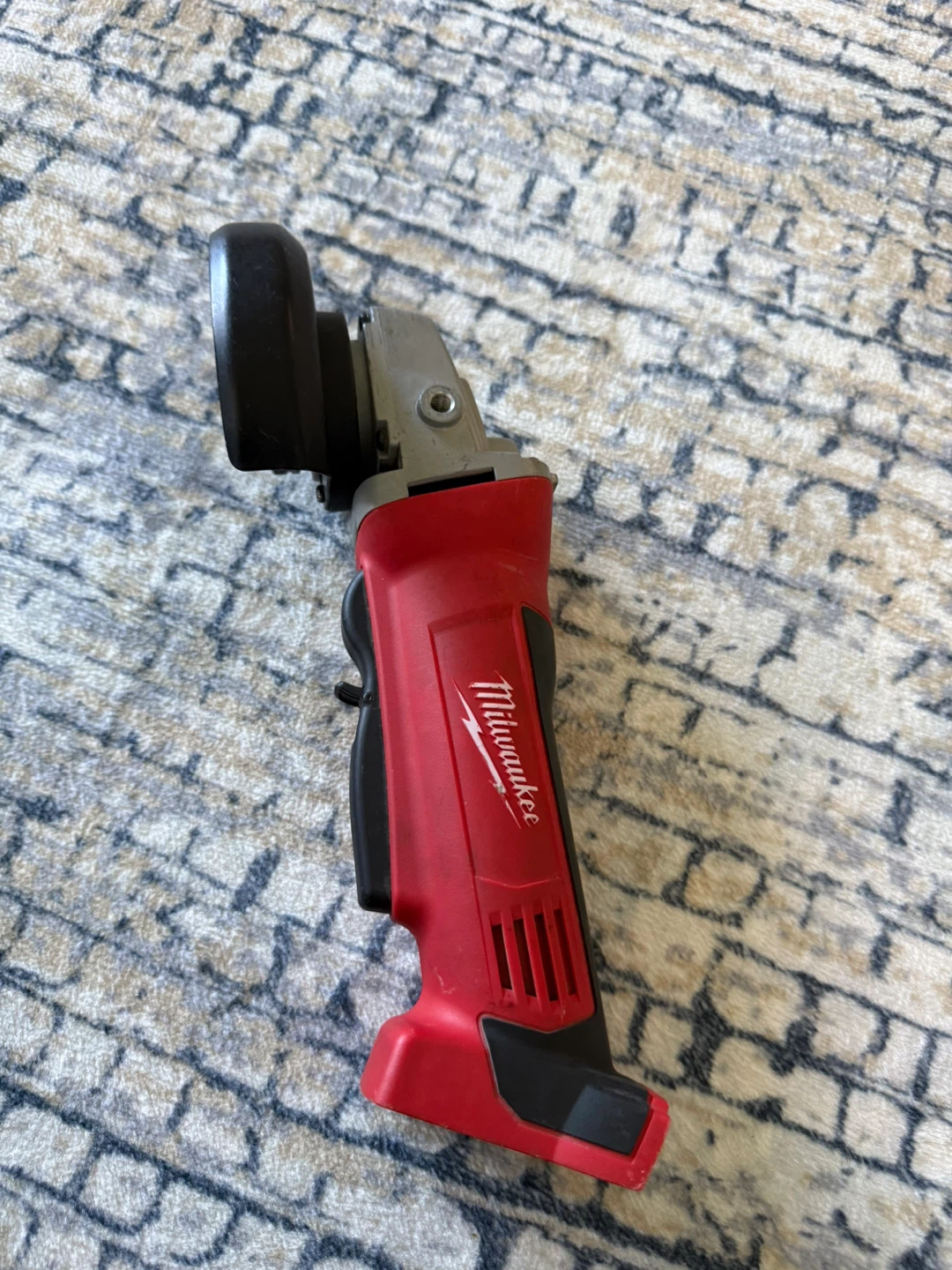 Milwaukee 18V Angle Grinder