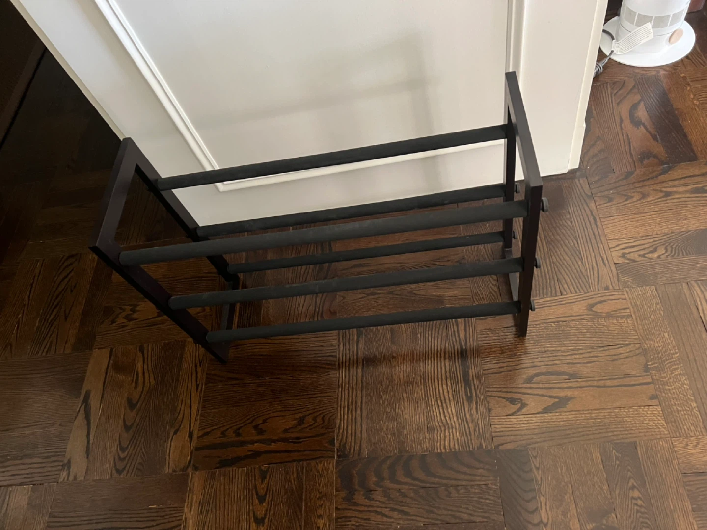 3-tier wood and metal expandable shoe rack - photo 2