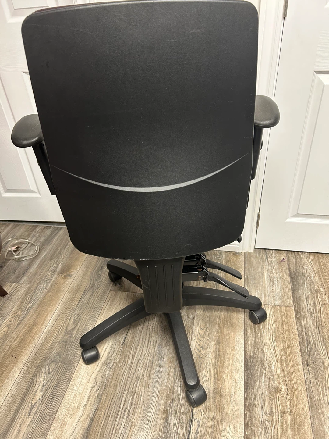 Black Office Chair - photo 5