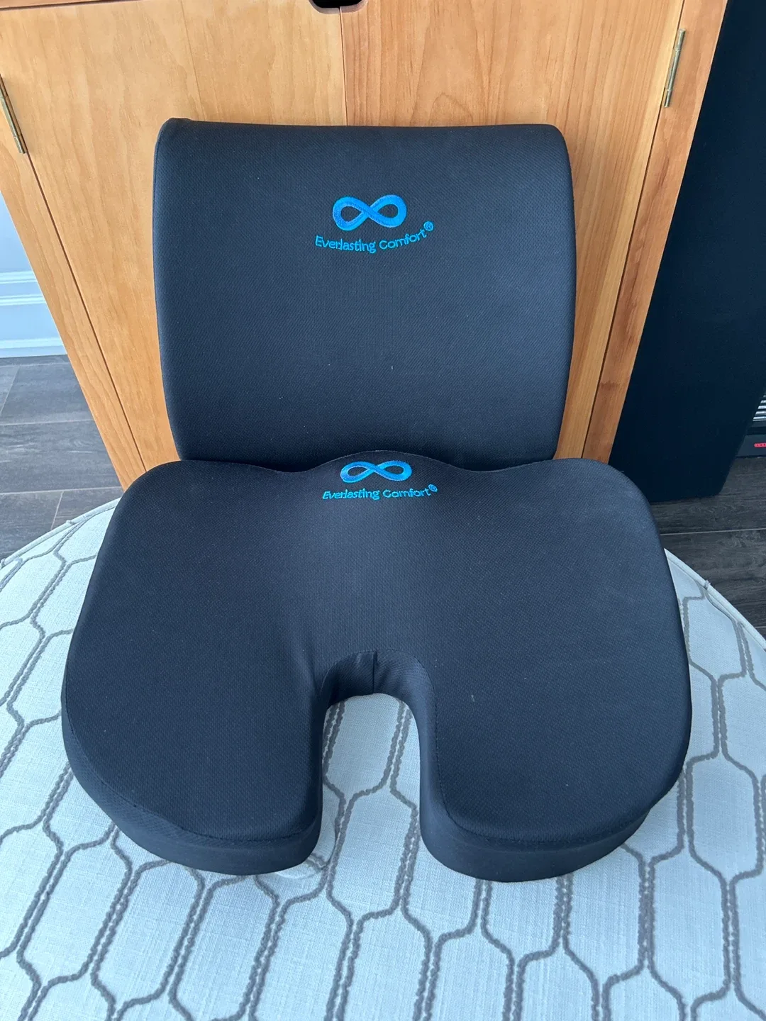 Everlasting Comfort Seat Cushion and Lumbar Support Pillow
