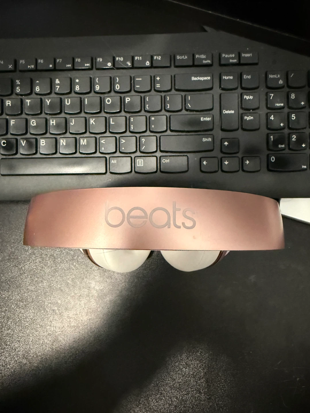 Rose Gold Beats Solo 3 Wireless Headphones - photo 3